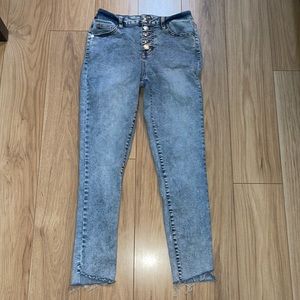Wild Fable Light Acid Wash Skinny Jeans